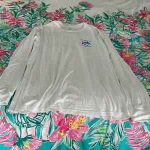GUC Southern Tide long sleeve t-shirt unisex medium